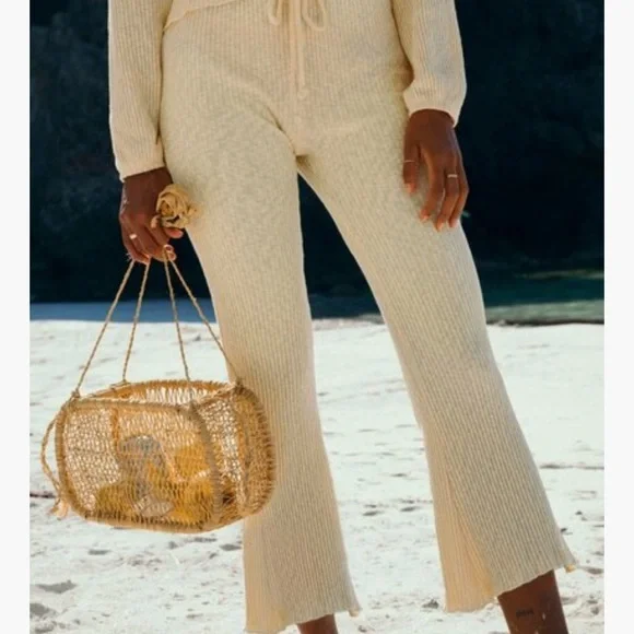 Billabong Cream Flare Pants - Picture 2 of 6